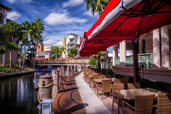 Las Olas Boulevard Waterfront Dining