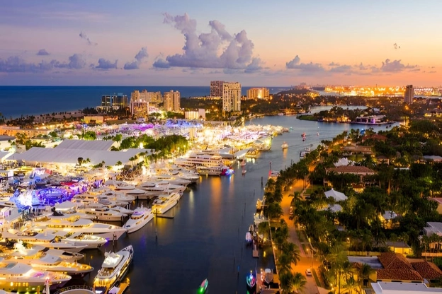 Millionaire’s Row Cruise – Intracoastal Waterway