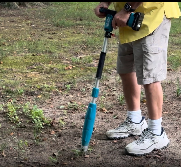 standing weed puller