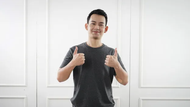thumbs up