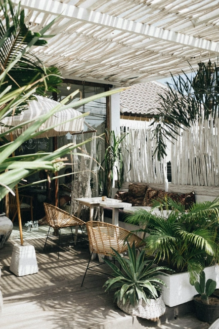 Designing an Outdoor Living Room