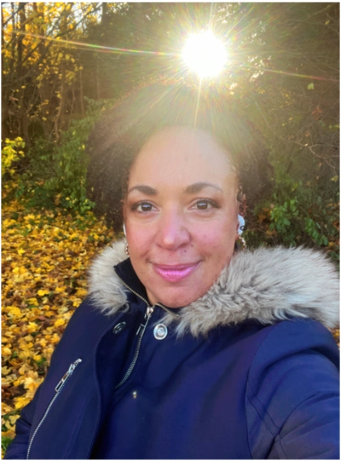 Bianca Botten, Virtual Assistant, enjoying a winter sun walk during her work from home day.