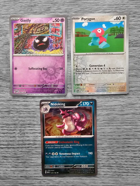 Pokémon 151 Fun Pack – Pins, Dices, Coins, Dividers & Sleeves – Random Sample