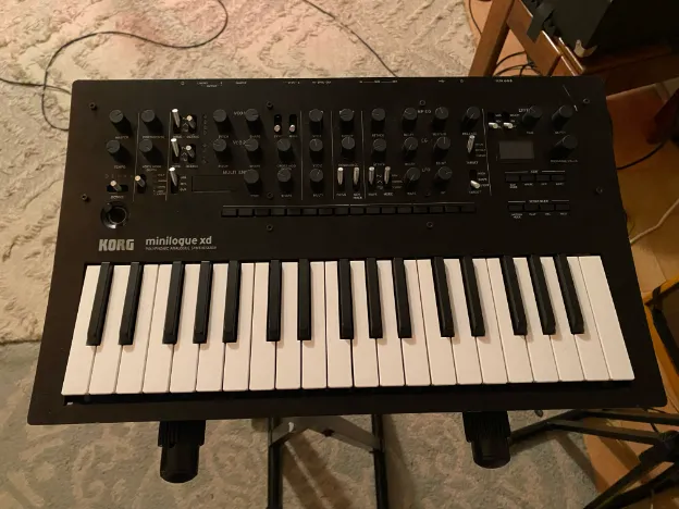 Korg Minilogue XD