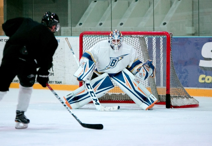 How NHL Ice Hockey Players Overcome Mental Barriers 